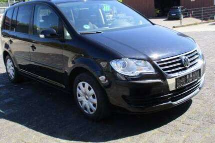 VW Touran 180.000 km 3.650 &euro; Ibbenbueren 49477