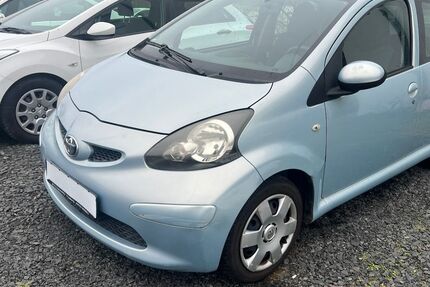 Toyota Aygo (X) 122.120 km 2.300 &euro; Friedberg 61169