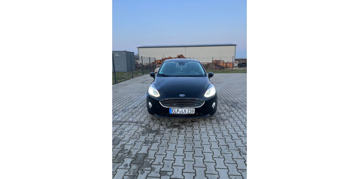 Ford Fiesta 82.000 km 9.500 &euro; Essen (Oldenburg) 49632