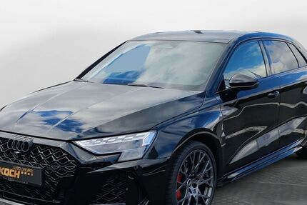 Audi RS3 2.500 km 75.290 &euro; Insingen 91610