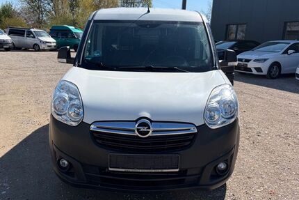Opel Combo Life 99.000 km 11.999 &euro; Donaueschingen 78166