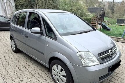 Opel Meriva 171.000 km 2.499 &euro; Dornstetten 72280