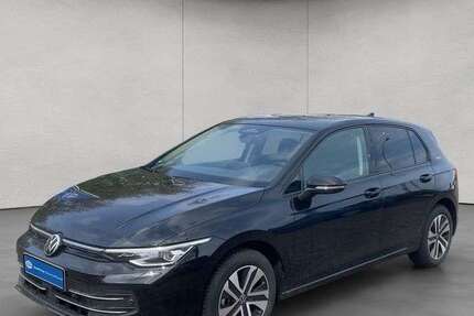 VW Golf 9.900 km 25.950 &euro; Bordesholm 24582