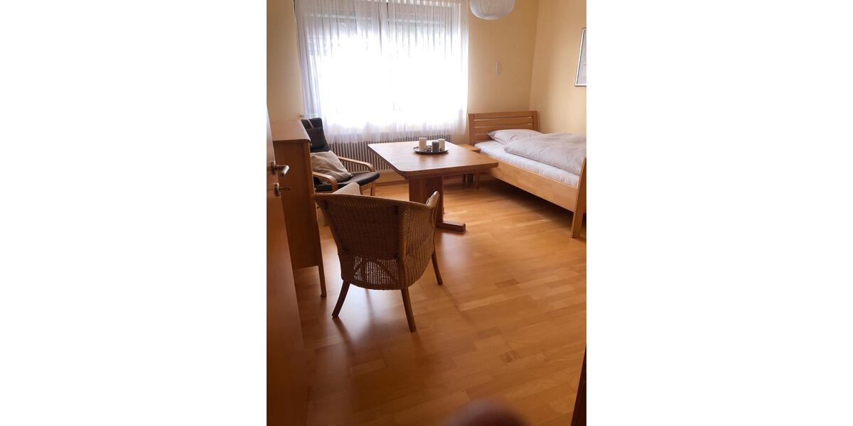 Einfamilienhaus Burghausen - 6 Zimmer, 150 m&sup2;, 2.300&euro; | Angebot:26113055