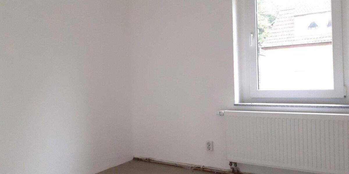 Etagenwohnung Oederan Lößnitztal - 3 Zimmer, 80 m&sup2;, 480&euro; | Angebot:24140233
