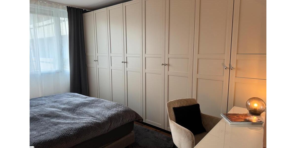 Helle 2-Zimmer-Wohnung mit Balkon, TG-Stellplatz & neuer Heizung 2 zimmer