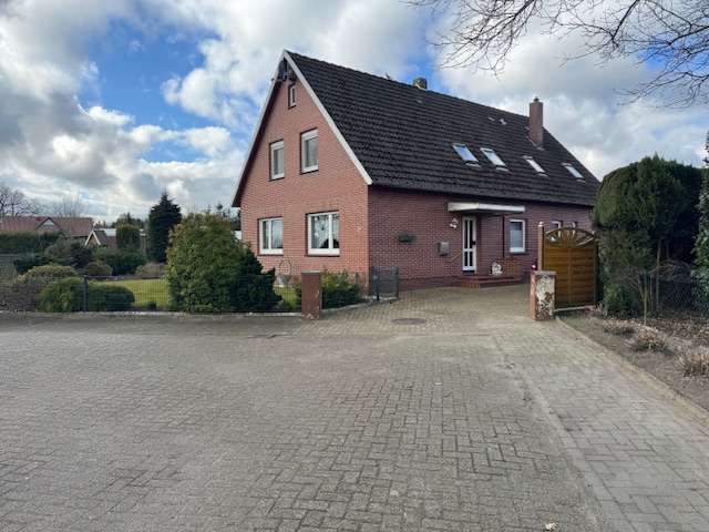Haus zum Kaufen in Edewecht OT Osterscheps 249.000 € 150 m²