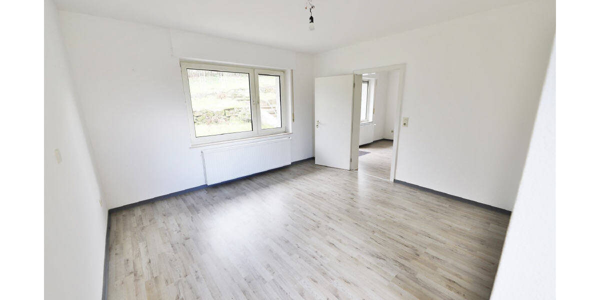 Mehrfamilienhaus, Wohnhaus Kalletal Erder - 8 Zimmer, 210 m&sup2;, 230.000&euro; | Angebot:26359244