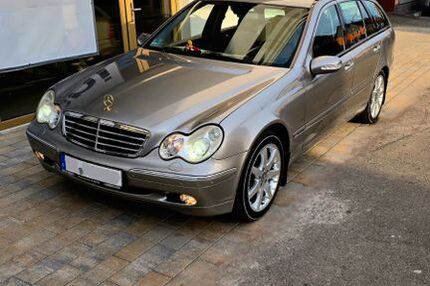 Mercedes C 200