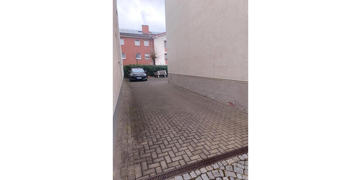 Mehrfamilienhaus, Wohnhaus Oschersleben (Bode) - 24 Zimmer, 306 m&sup2;, 350.000&euro; | Angebot:25724106