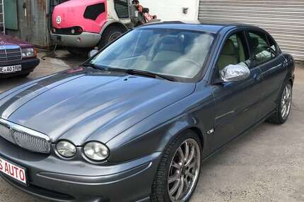 Jaguar X-Type 153.000 km 1.999 &euro; Hilden 40721