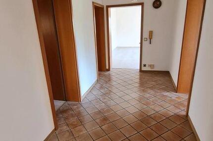 Großzügige Wohnung in zentraler Lage mit ruhigem Gartenparadies