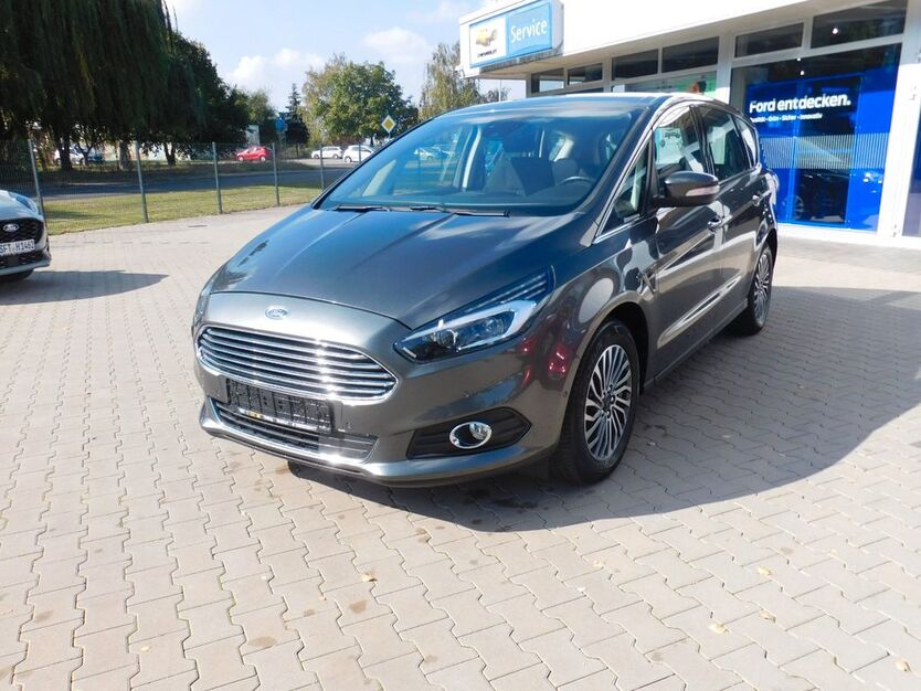 Ford S-Max 33.437 km 24.895 € Staßfurt 39418