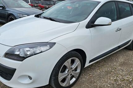 Renault Megane 241.600 km 2.499 &euro; Lübben 15907