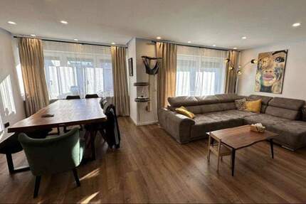 Schöne, großzügige DHH in Altötting 4 zimmer