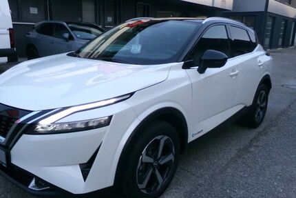 Nissan Qashqai 1.568 km 29.990 € Dachau 85221