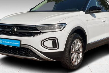 VW T-Roc 13.877 km 27.888 € Hamburg 22761