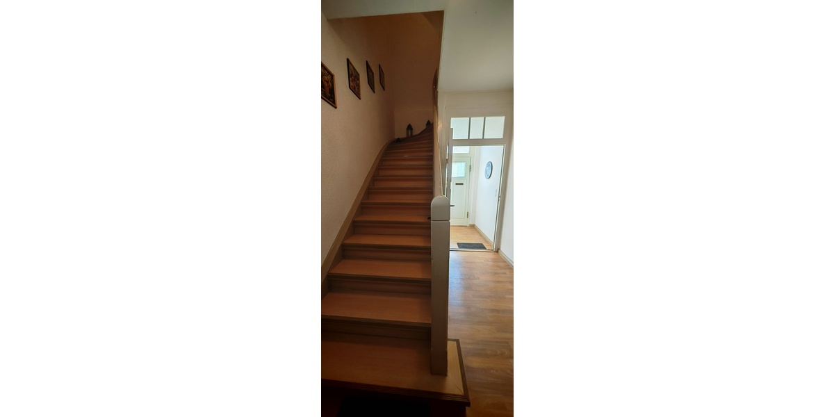 Ein- oder Zweifamilienhaus mit großem Garten 7 zimmer