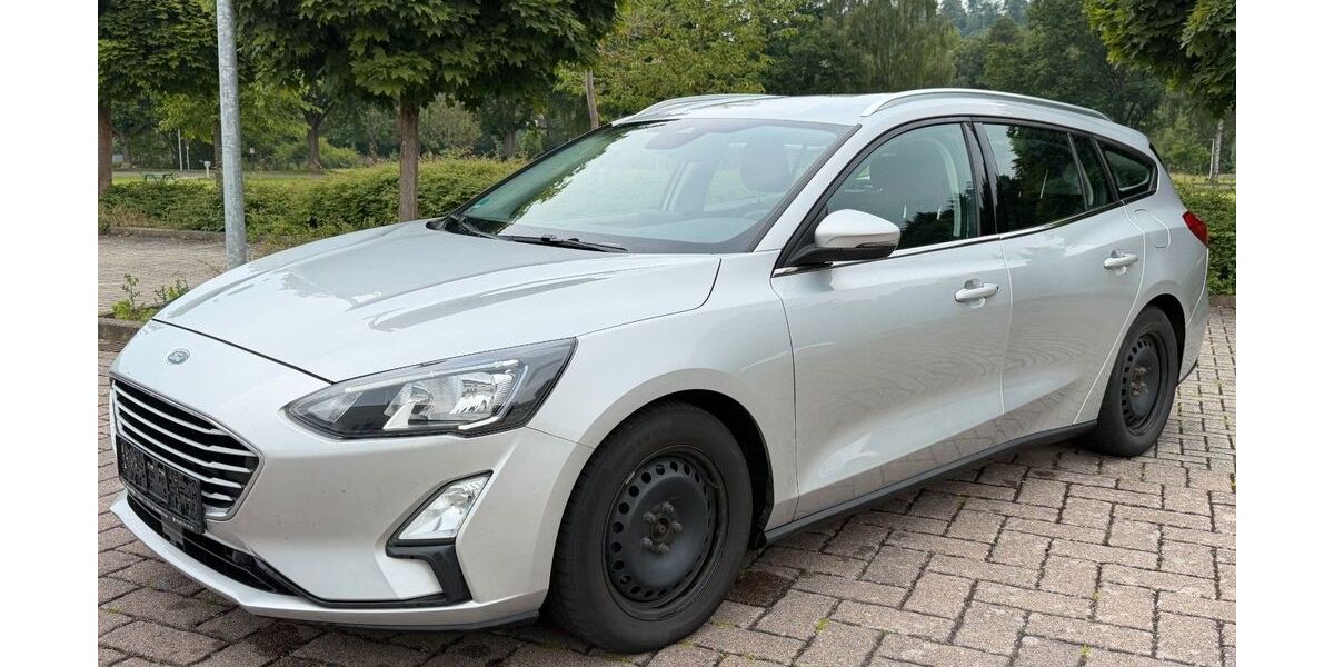 Ford Focus 131.900 km 12.990 &euro; Sontra 36205