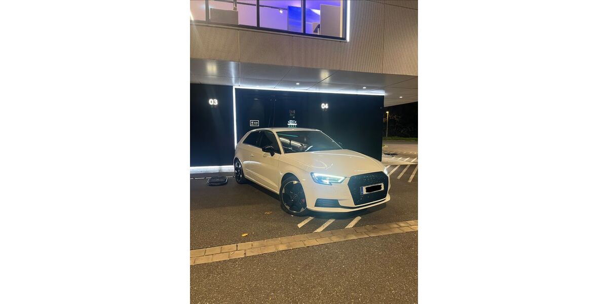 Audi A3 130.000 km 12.900 &euro; Schwabach 91126