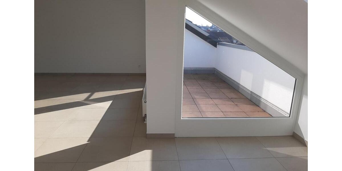 Dachgeschoßwohnung Gießen Allendorf - 2 Zimmer, 76 m&sup2;, 850&euro; | Angebot:25415153