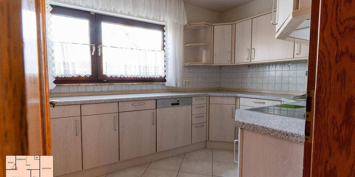 Einfamilienhaus Bühl Weitenung - 7 Zimmer, 160 m&sup2;, 580.000&euro; | Angebot:26200143