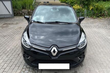 Renault Clio 105.310 km 7.890 &euro; München 81371