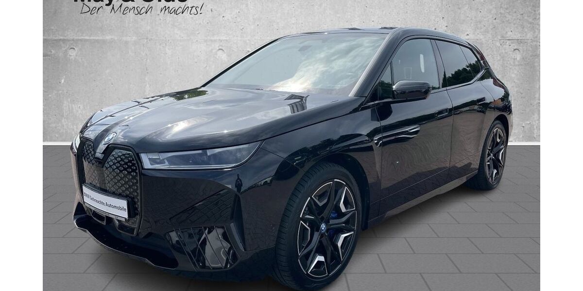 BMW iX 28.481 km 69.990 &euro; Halstenbek 25469