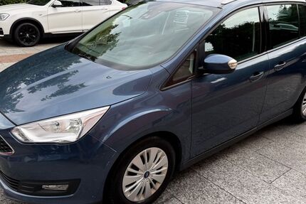 Ford Grand C-Max 164.000 km 7.880 &euro; München 81827