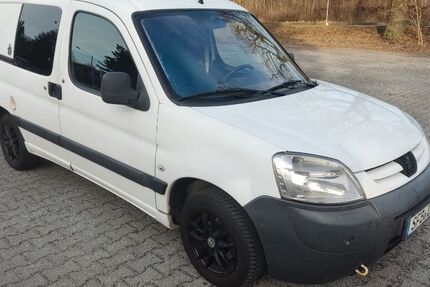 Peugeot Partner 215.200 km 1.900 &euro; Lauchhammer 01979