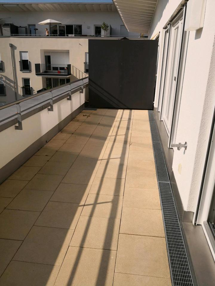 Geretsried Süd 2 Zimmer Dachterrassenwohnung zimmer