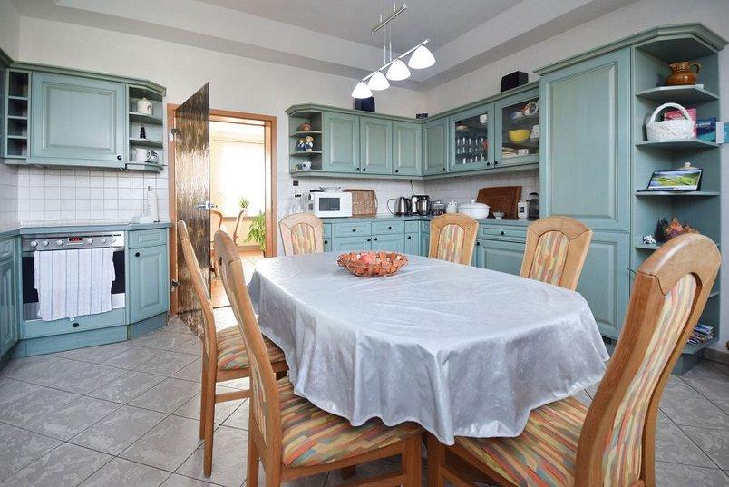 Einfamilienhaus Oschersleben (Bode) - 8 Zimmer, 260 m&sup2;, 320.000&euro; | Angebot:26612333