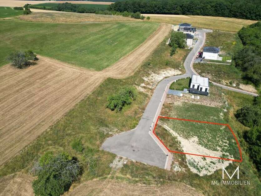 Grundstück zu verkaufen in Kleinsteinhausen 134.000 € 725 m²