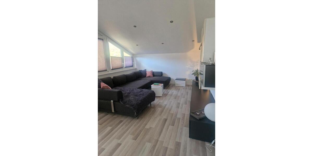 Dachgeschoßwohnung Geislingen an der Steige - 3 Zimmer, 85 m&sup2;, 270.000&euro; | Angebot:26197360