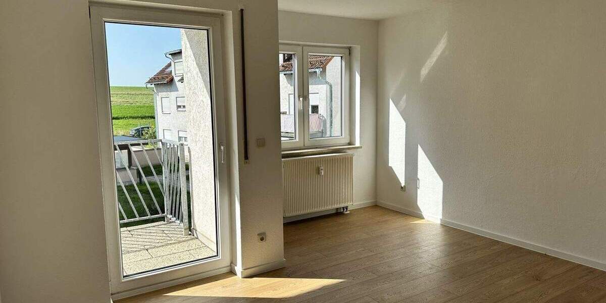 Etagenwohnung Reinholdshain Reinholdshain - 2 Zimmer, 53 m&sup2;, 51.000&euro; | Angebot:23256512