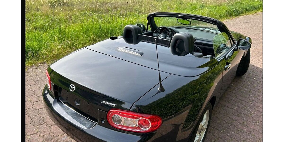 Mazda MX-5 42.572 km 13.799 &euro; Brüggen 41379