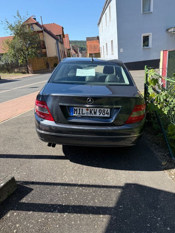 Mercedes-Benz 220 286.000 km 6.300 € Kleinwallstadt 63839