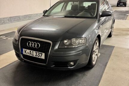 Audi A3 240.300 km 2.250 &euro; Köln 50674
