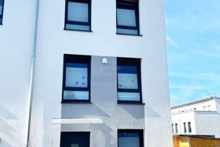 Haus Bad Nenndorf - 4.5 Zimmer, 143 m&sup2;, 390.000&euro; | Angebot:27613957