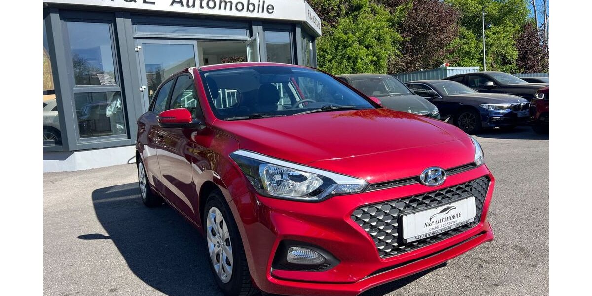 Hyundai i20 42.000 km 9.480 &euro; Augsburg 86165