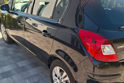 Opel Corsa 205.222 km 2.999 &euro; Alpirsbach 72275