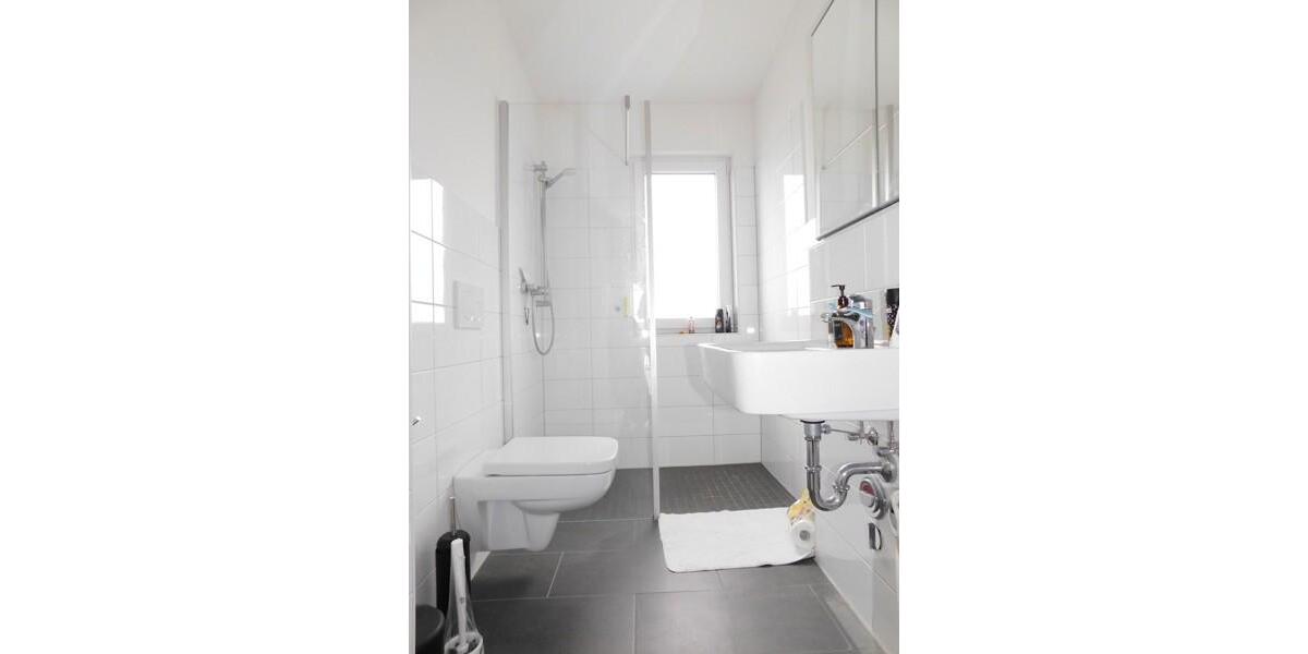 Dachgeschoßwohnung Hilden Kalstert - 2 Zimmer, 59 m&sup2;, 792&euro; | Angebot:26658464