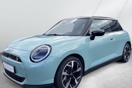 Mini Cooper SE 5.580 km 32.980 &euro; Cuxhaven 27472