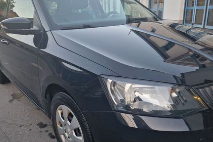 Skoda Fabia 95.639 km 7.990 &euro; SELB 95100