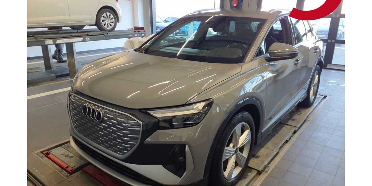 Audi Q4 e-tron 77.500 km 28.440 &euro; Wackersdorf 92442