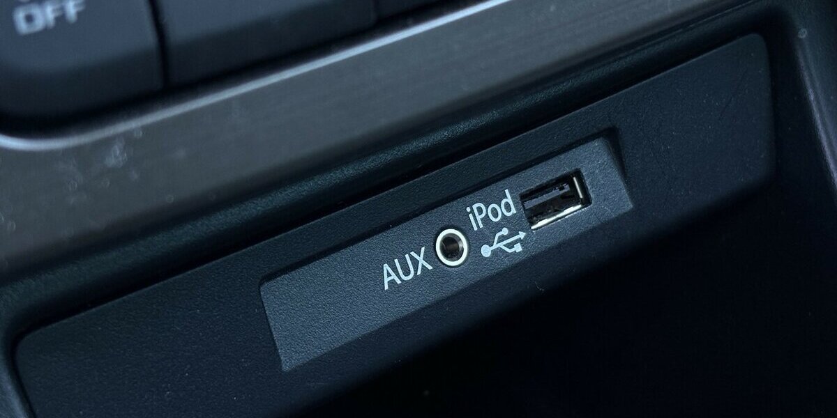 Skoda Yeti 1.2 TSI Drive KAMERA/NAVI/CARPLAY/1.HAND 92.596 km 11.900 &euro; Villingen-Schwenningen 78054