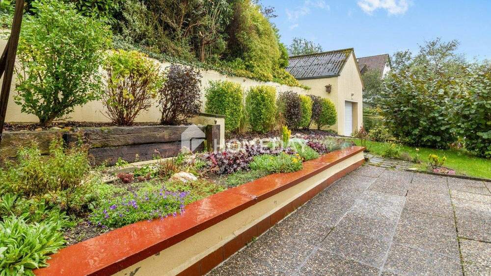 Mehrfamilienhaus, Wohnhaus Taunusstein-Seitzenhahn Seitzenhahn - 6 Zimmer, 187 m&sup2;, 599.000&euro; | Angebot:24835359