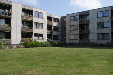 Etagenwohnung in Husum - mietfrei - 2 Zimmer mit Süd-Balkon zu verkaufen! 2 zimmer