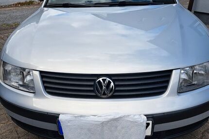 VW Passat 186.600 km 3.050 &euro; HAMM 59077
