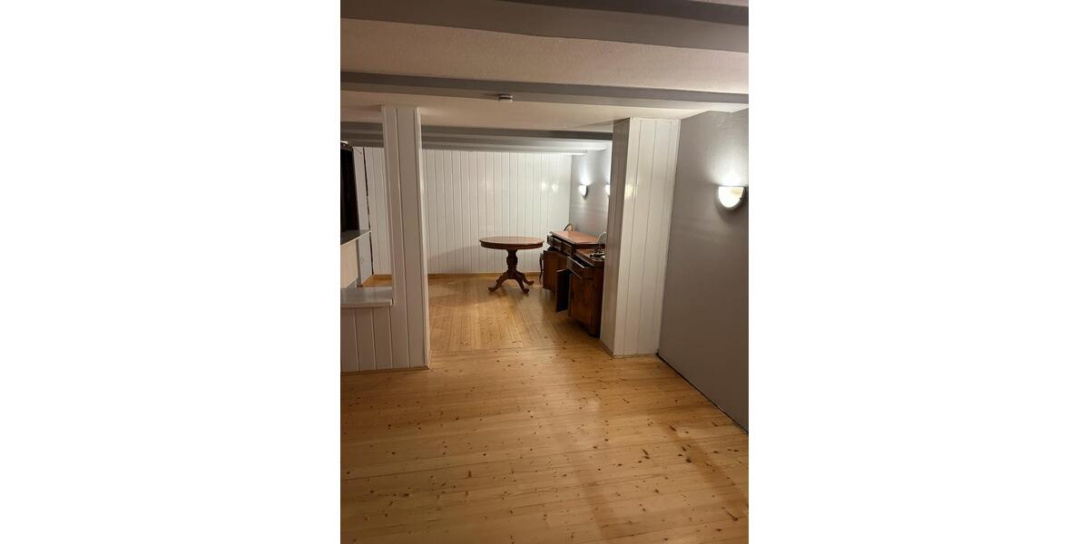 Einfamilienhaus Meschede - 5 Zimmer, 105 m&sup2;, 105.000&euro; | Angebot:27457279
